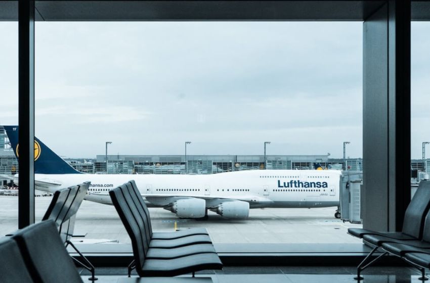 Lufthansa: Experience First-Rate Service and Amenities