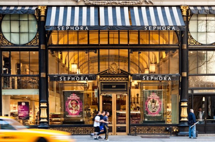 Sephora : Your One-Stop Shop for Luxury Cosmetics and Skincare