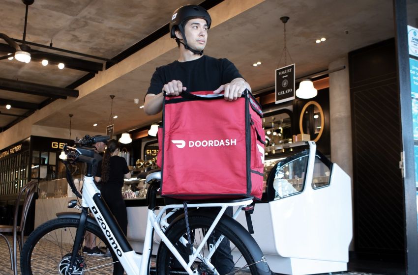 Savor Every Bite with DoorDash | Unveiling the Benefits of this Food Delivery Service