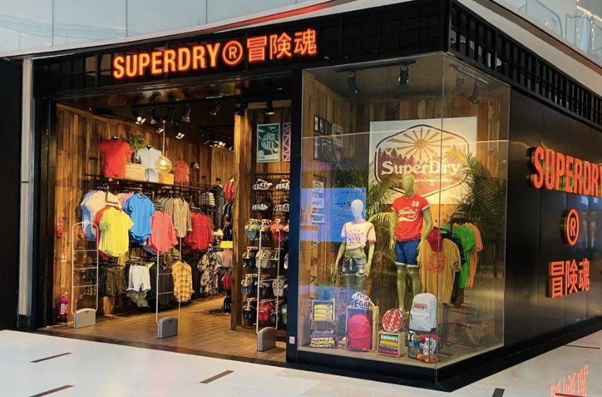 Superdry | Redefining Fashion with its Distinctive Blend of British and Japanese Influences