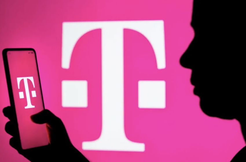 Exploring the Rise of T-Mobile | How a Polish Mobile Phone Network Operator Revolutionized the Industry