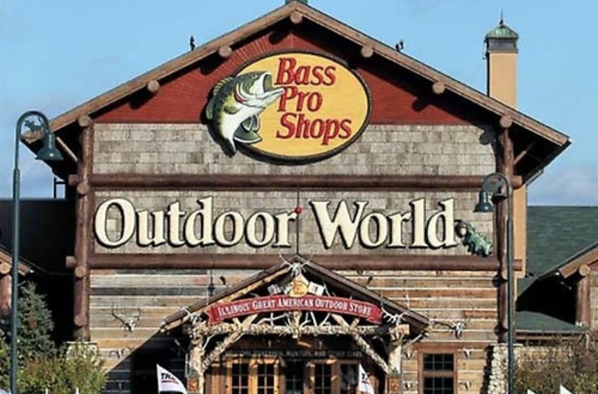 Exploring the Legacy of Bass Pro Shops | A Haven for Hunting Enthusiasts