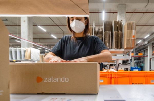 Discover Classic Elegance and Sophistication at Lounge by Zalando