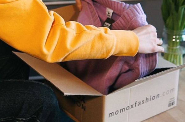 The Ultimate Sustainable Shopping Experience | Why momox Fashion Is Leading the Way in Eco-Friendly Fashion Choices