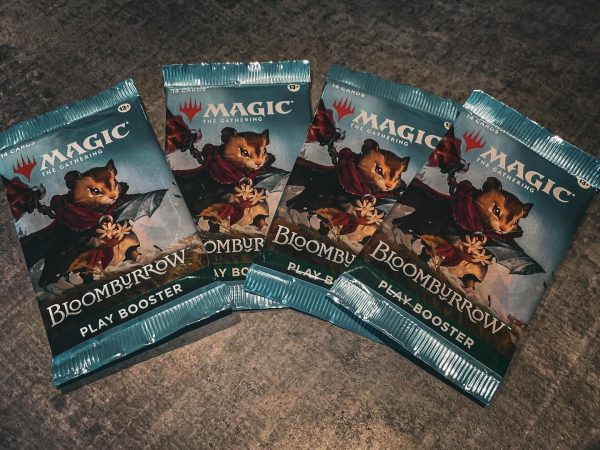 MAGIC MAD HOUSE: A World of Trading Cards and Collectibles