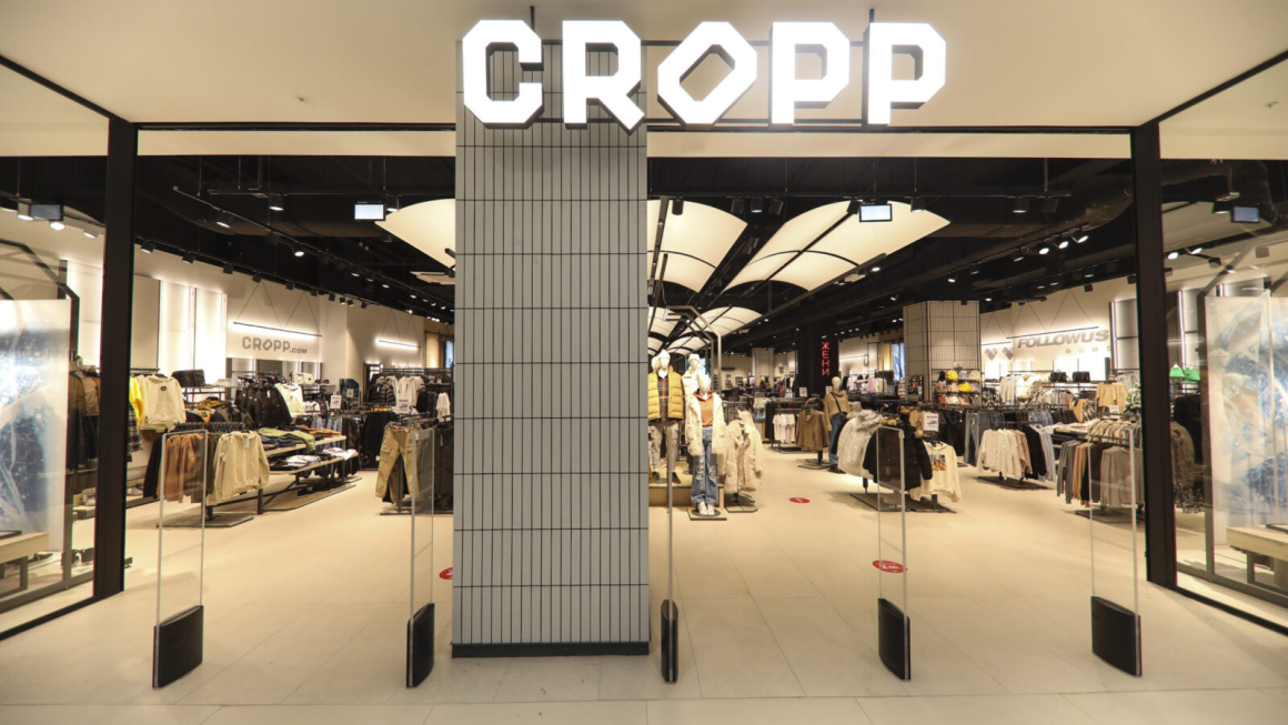 Street Smarts: How Cropp Turns Casual into Unstoppable Fashion